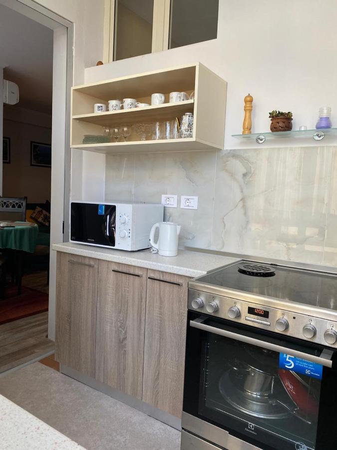 Ultra Apartments 'New Baazar' Tirana Exterior foto